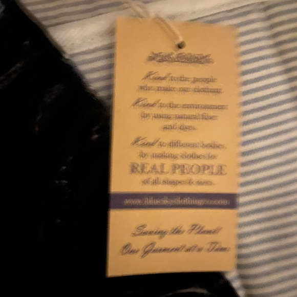 Women's plus size 4x -shorts(⭐️NEW⭐️) &short sleeve top (vguc) - Picture 3 of 8